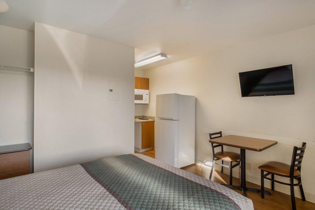 Hometowne Studios By Red Roof Denver - Airport/ออโรรา ภายนอก รูปภาพ